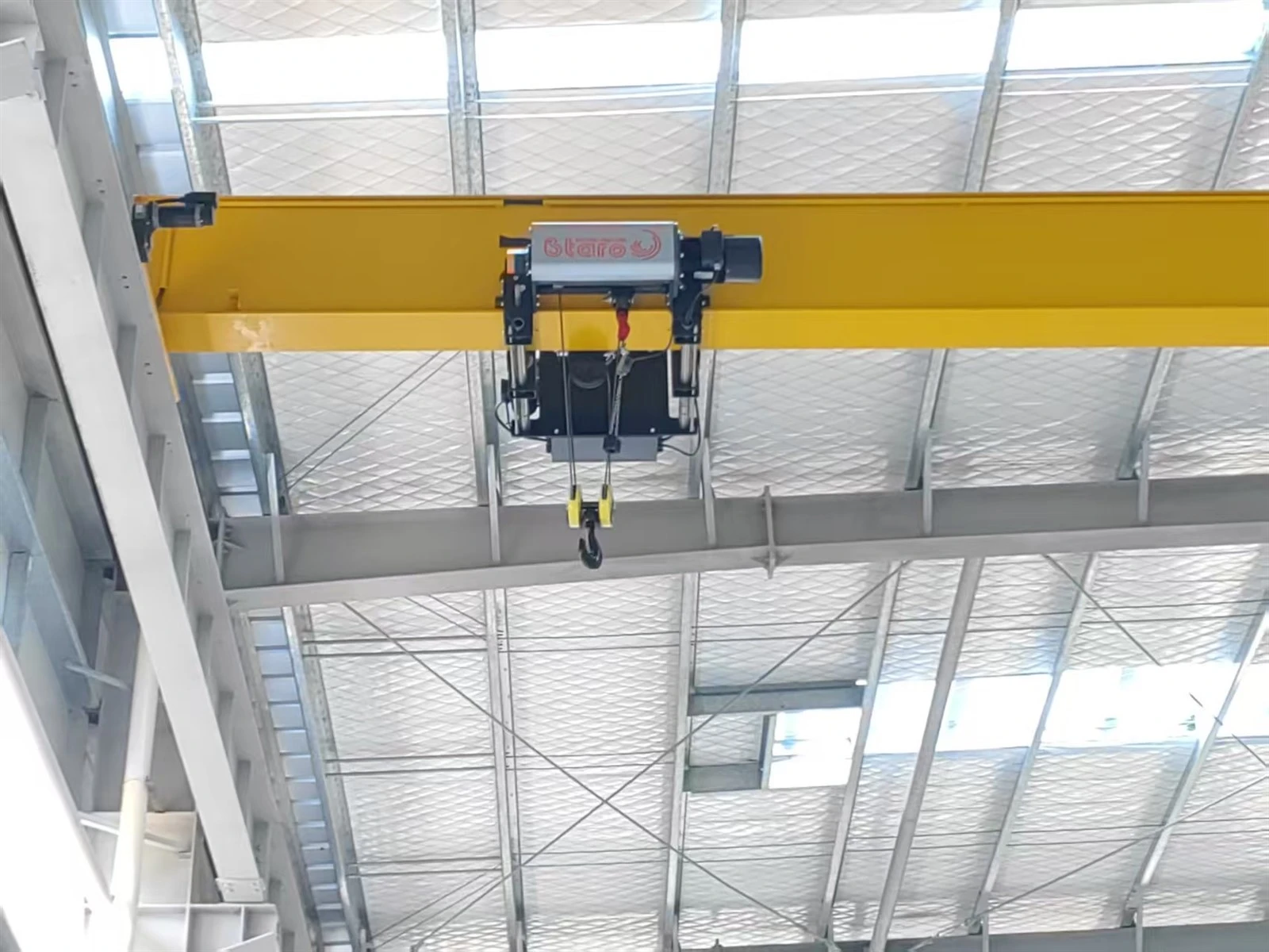 Single-girder bridge crane Single-girder bridge crane